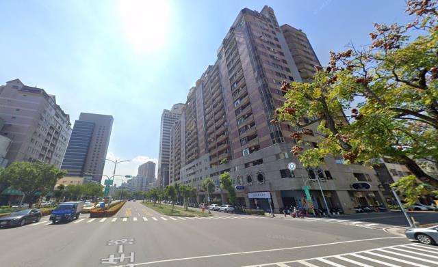 高雄新興區大樓法拍-6